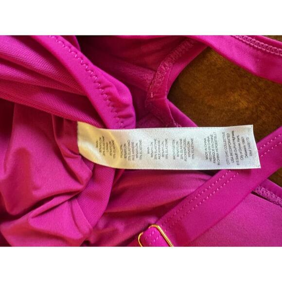 Stylish Purple One-Piece Swimsuit with Criss-Cross Back Large - Picture 5 of 5